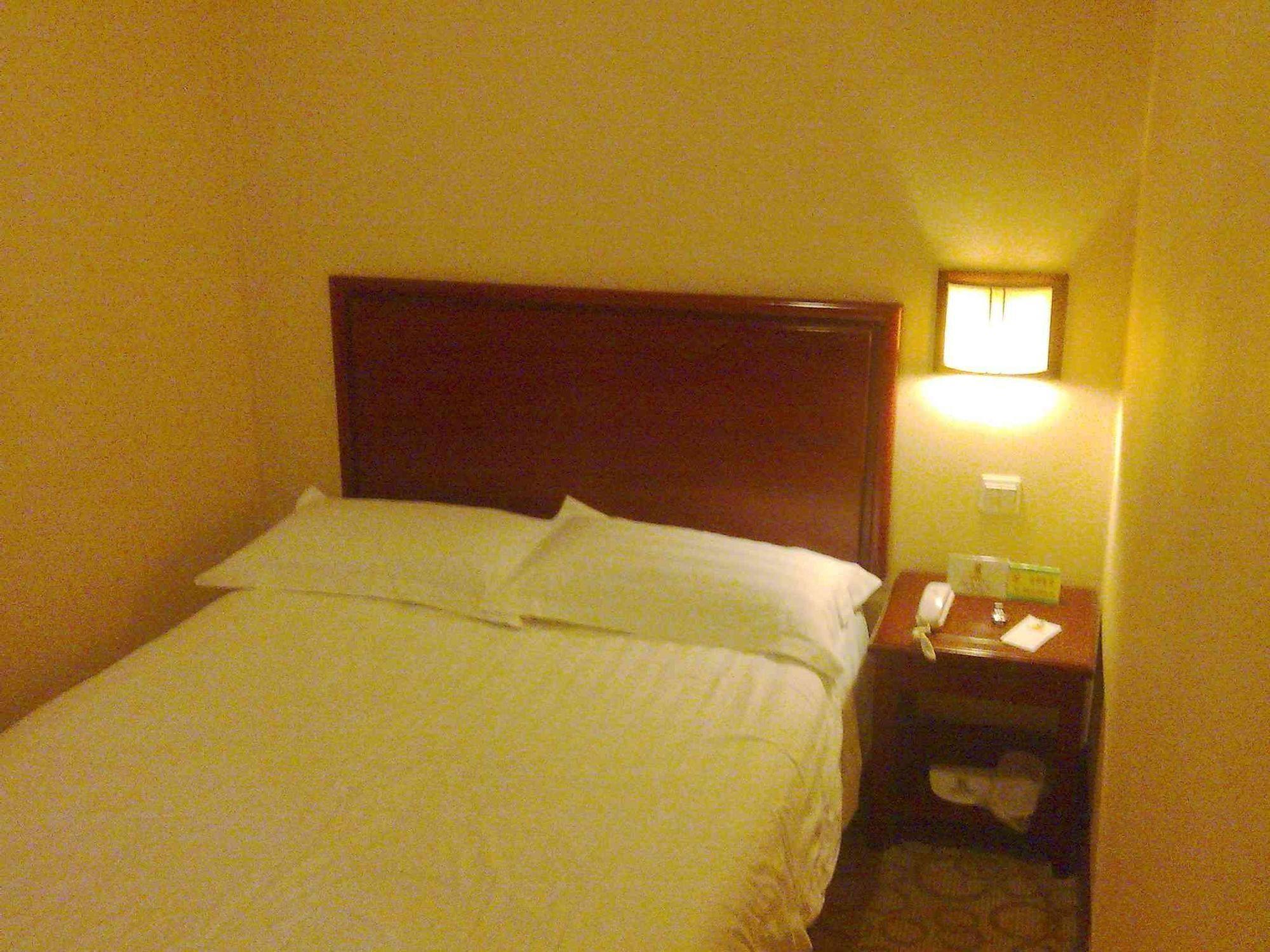Fengye Super8 Lujiazui 2*