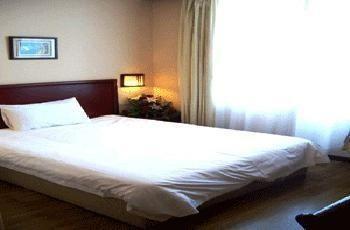 Hotel Fengye Super8 Lujiazui 2*